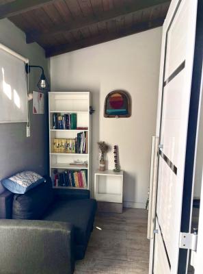 Departamento en alquiler en Valeria del Mar. 2 ambientes, 1 baño y capacidad de 1 a 3 personas. 