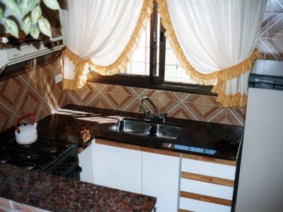 Duplex en alquiler en Valeria del Mar. 3 ambientes, 2 baños y capacidad de 3 a 6 personas. Tour virtual 360. A 50 m de la playa