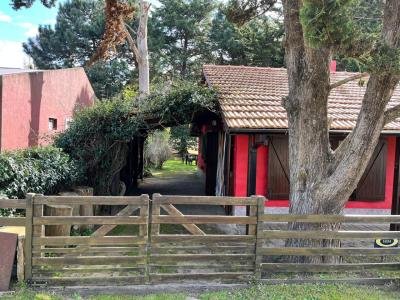 Casa en alquiler en Valeria del Mar. 3 ambientes, 1 ba&ntilde;o y capacidad de 3 a 6 personas. 