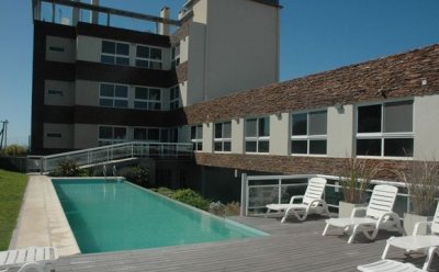 Dptos con servicios en alquiler en Valeria del Mar. 2 y 3 ambientes, 1 y 2 baño y capacidad de 2 a 6 personas. Tour virtual 360. A menos de 50 m de la playa