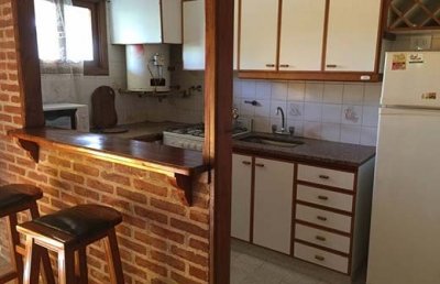 Departamento en alquiler en Valeria del Mar. 3 ambientes, 2 baños y capacidad de 3 a 6 personas. Tour virtual 360. 