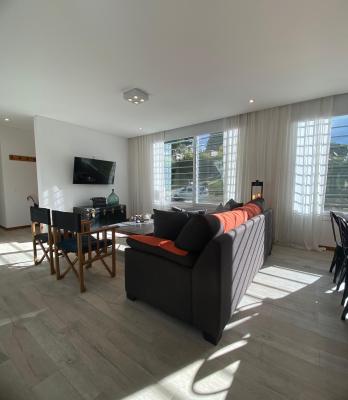 Casa en alquiler en Valeria del Mar. 4 ambientes, 3 baños y capacidad 6 personas. 