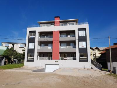Departamento en alquiler en Valeria del Mar. 3 ambientes, 2 baños y capacidad de 3 a 5 personas. 
