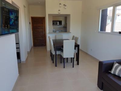 Departamento en alquiler en Valeria del Mar. 3 ambientes, 2 baños y capacidad de 3 a 5 personas. 