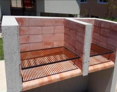 Complejo de Dptos en alquiler en Valeria del Mar. 1 y 2 ambientes, 1 baño y capacidad de 1 a 4 personas.