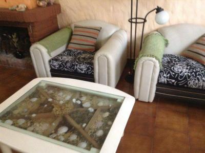 Casa en alquiler en Valeria del Mar. 4 ambientes, 1 baño y capacidad 6 personas. 