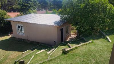 Cabaña en alquiler en Valeria del Mar. 2 ambientes, 1 baño y capacidad de 1 a 4 personas. 