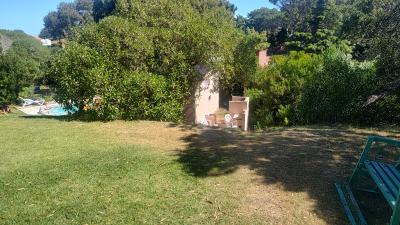 Cabaña en alquiler en Valeria del Mar. 2 ambientes, 1 baño y capacidad de 1 a 4 personas. 